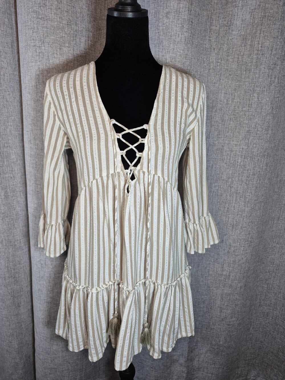Blue Island Boho Lace-Up Tassel Tunic Top XS Cream Tan Striped Bell Sleeve